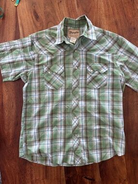 Wrangler Light Green Plaid Short Sleeve Western Shirt